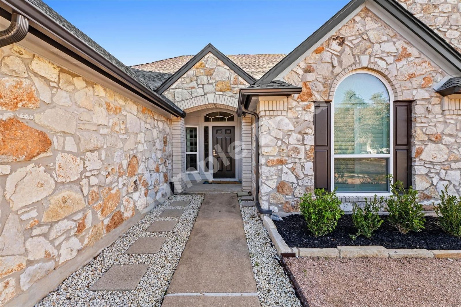 2802 Buckeye Cedar Park