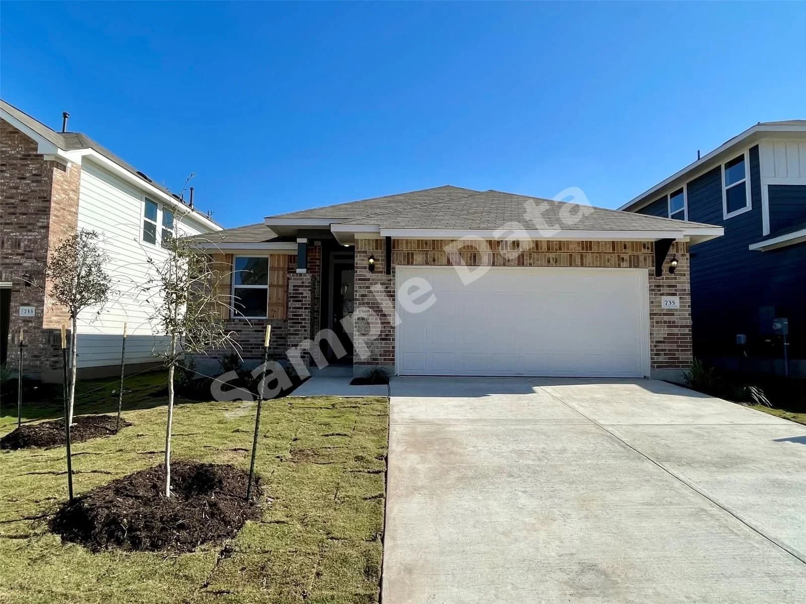 735 Palo Brea Hutto