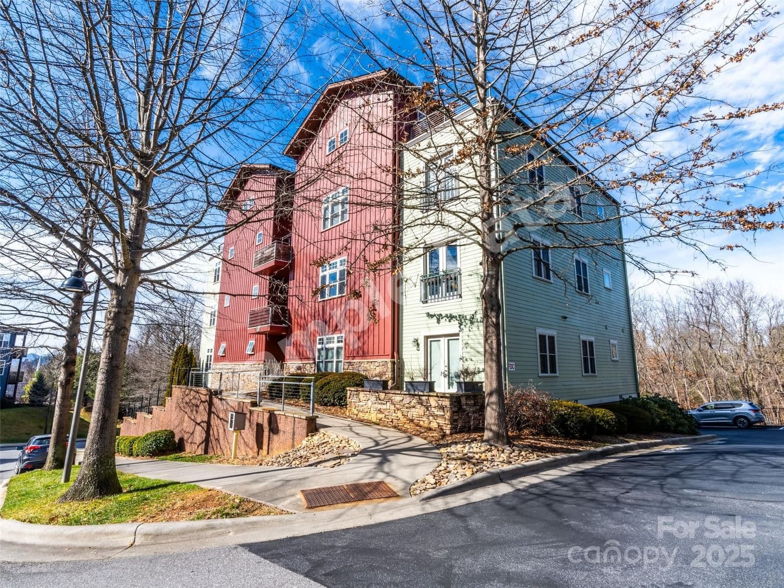 400 Skyloft Drive, Asheville, NC, 28801 photo 1