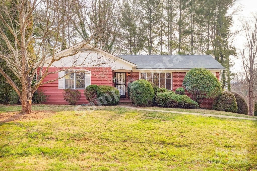 215 Old Haw Creek Road, Asheville, NC, 28805 photo 1