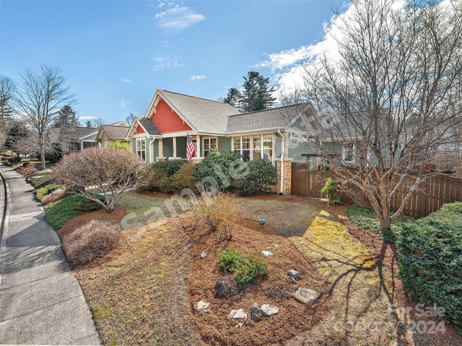 274 Village Greenway Flat Rock