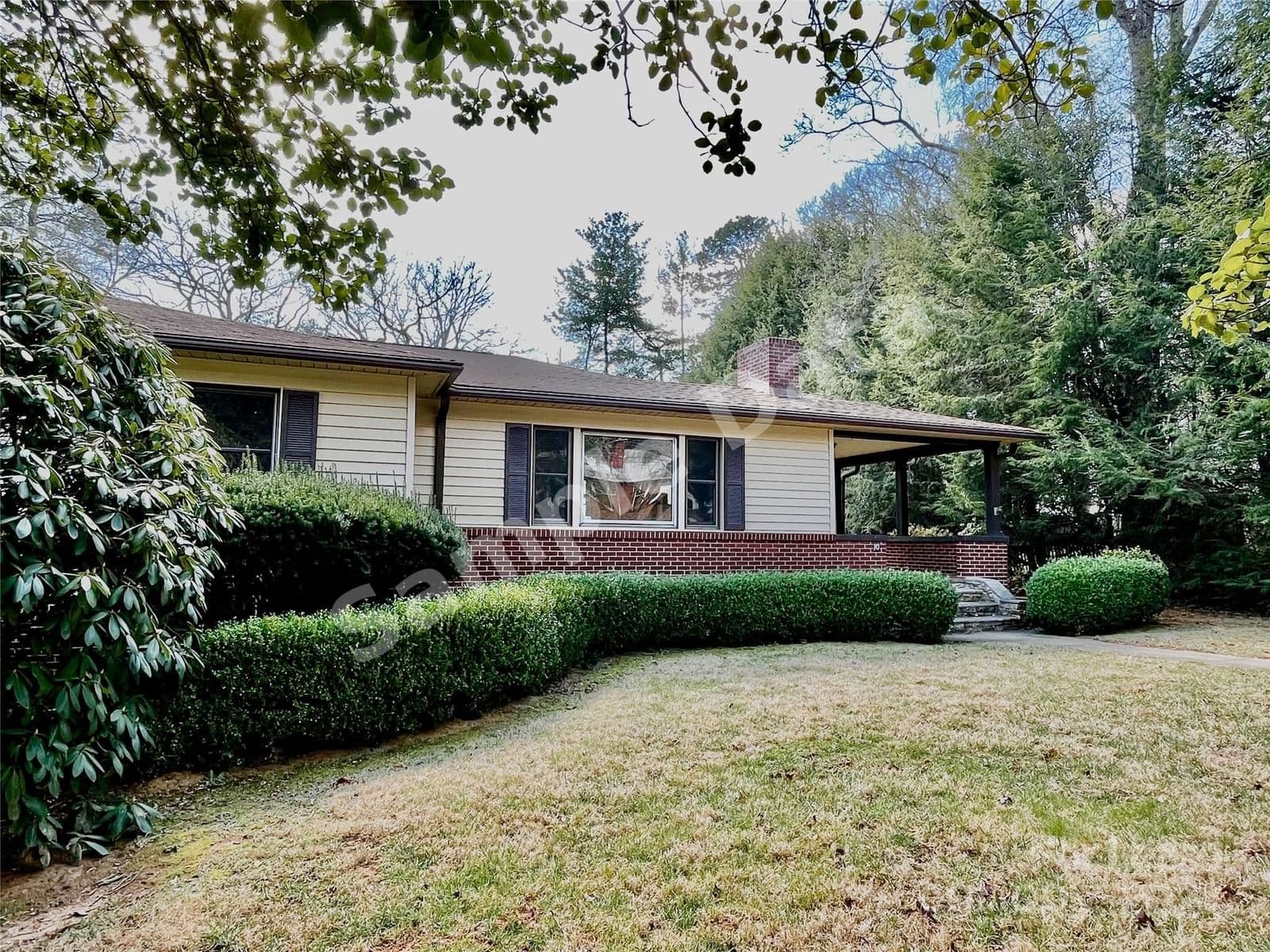 10 Oak Forest Drive, Asheville, NC, 28803