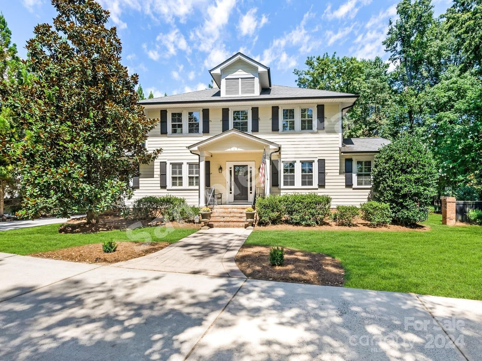 614 Olde Cotswold Court, Charlotte, NC, 28211