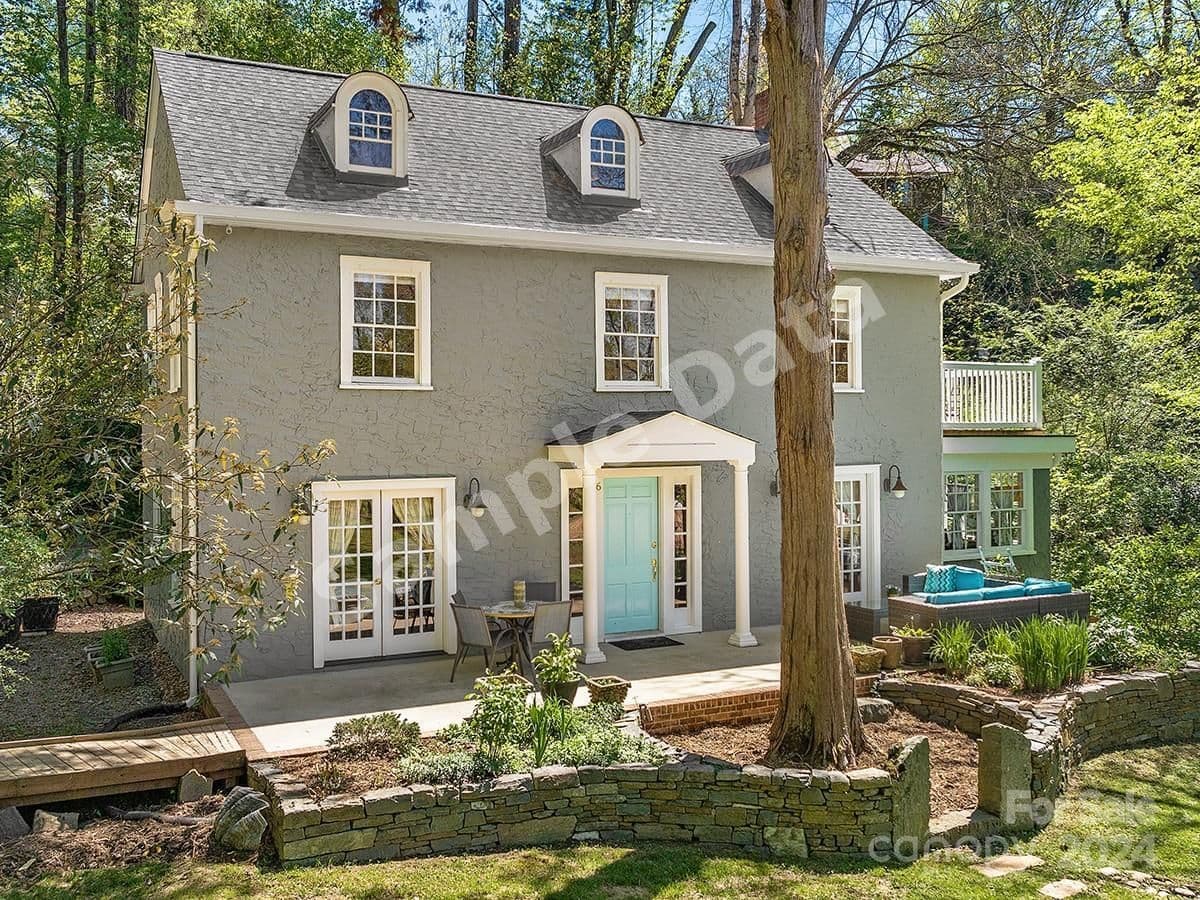 16 Cherokee Road, Asheville, NC, 28801