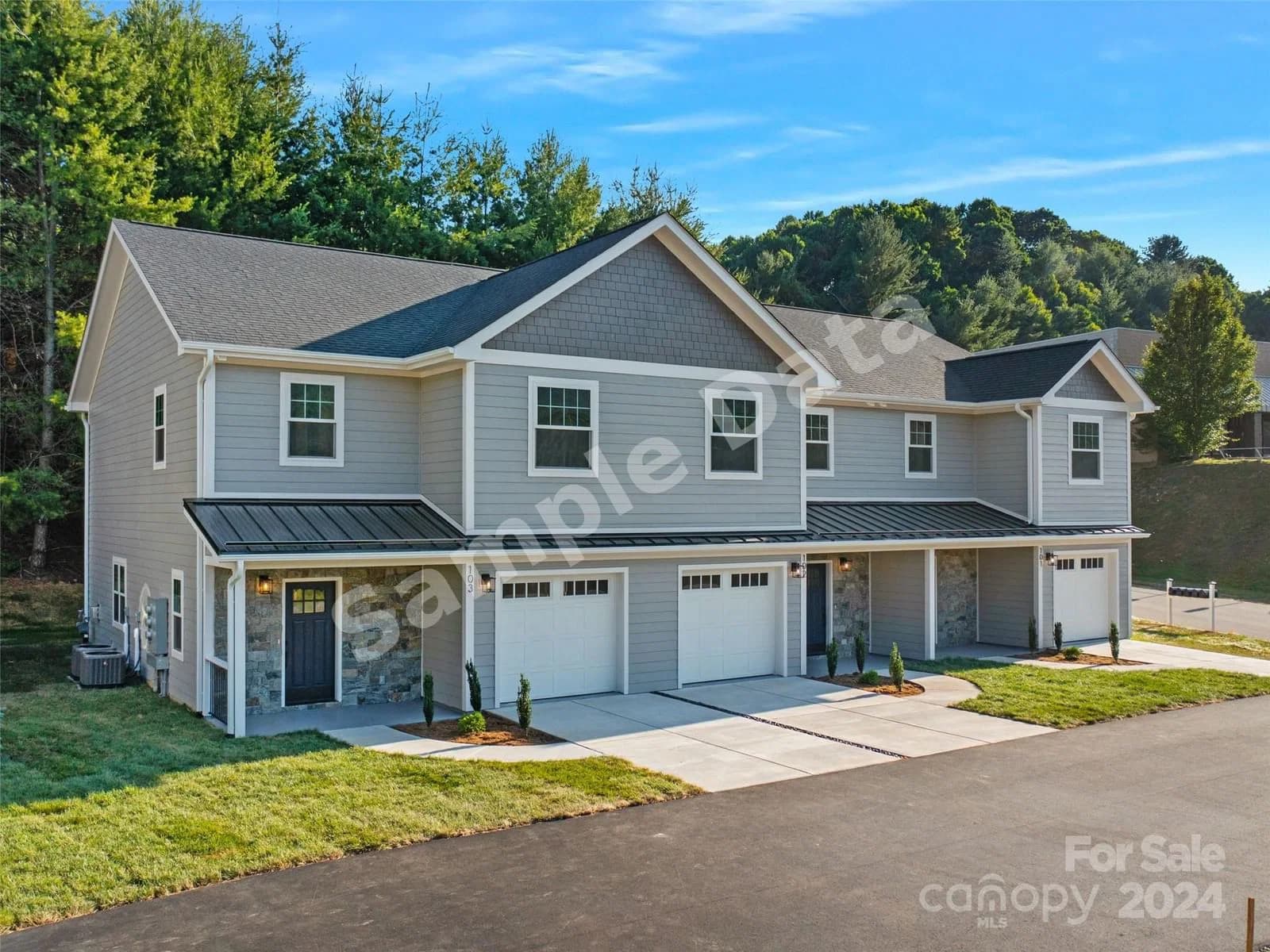 100 Red Twig Lane, Burnsville, NC, 28714