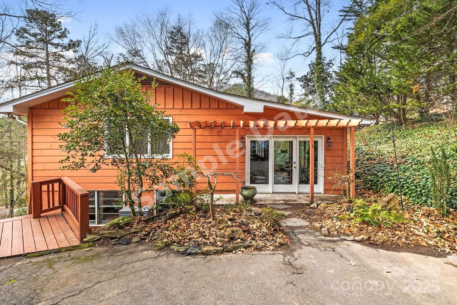 6 Constitution Court, Asheville, NC, 28805