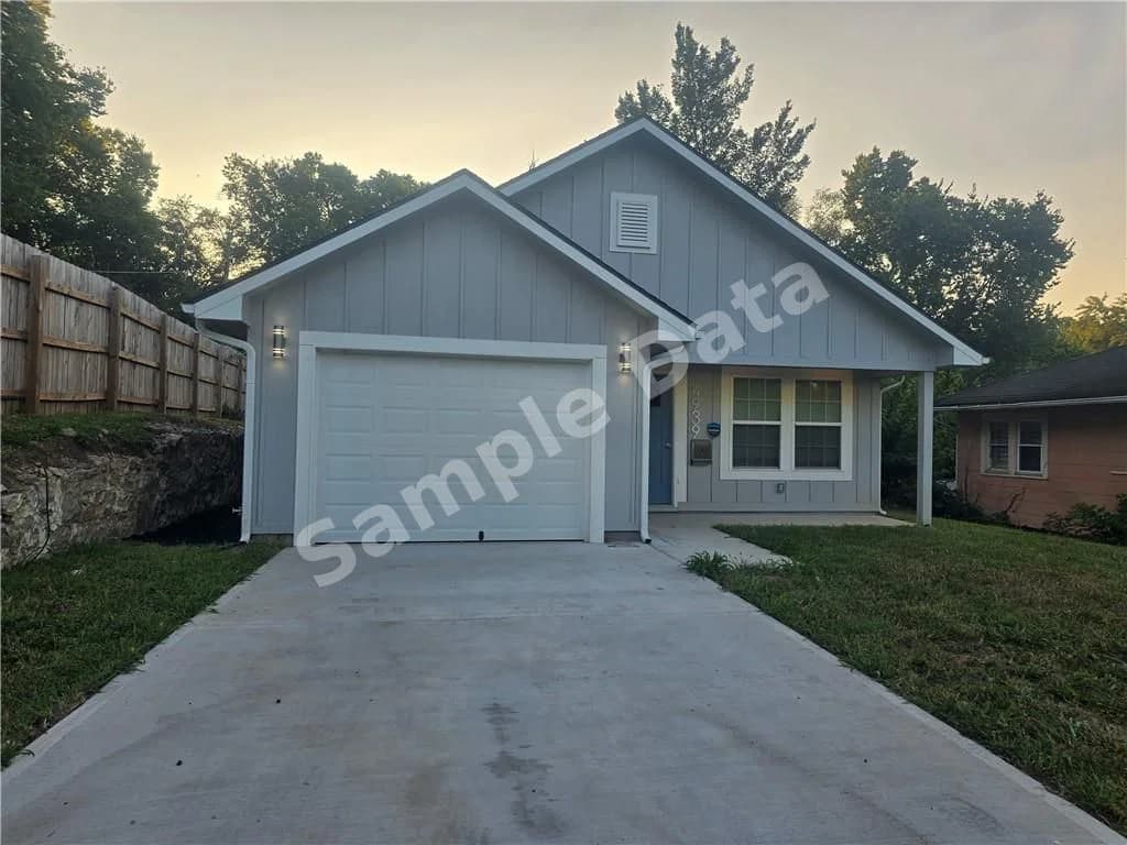 4939 Woodland Avenue, Kansas City, MO, 64130