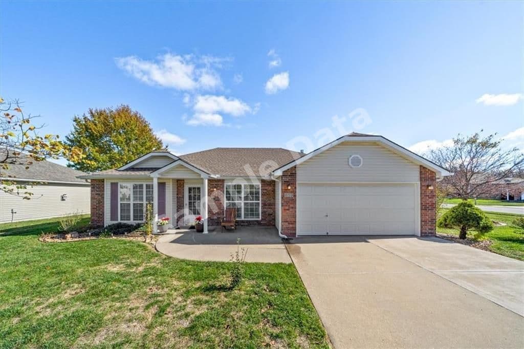 819 Coventry Raymore