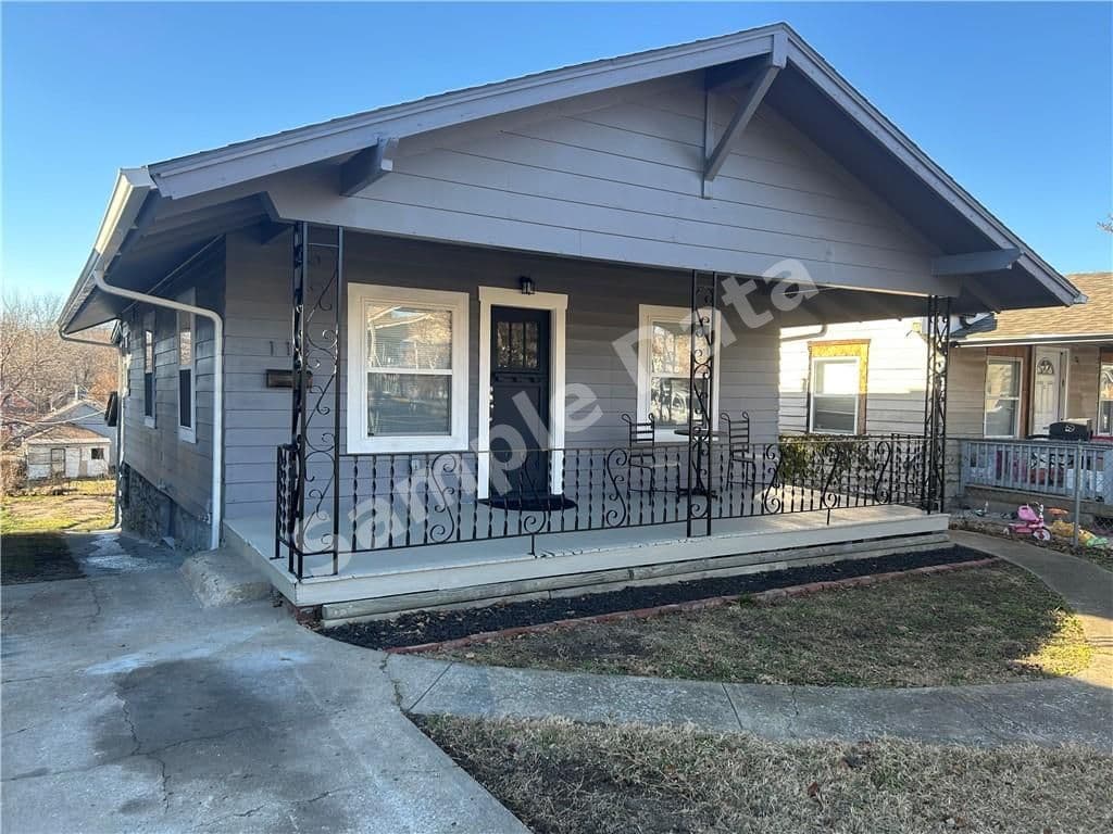 118 Bellaire Avenue, Kansas City, MO, 64123 photo 1