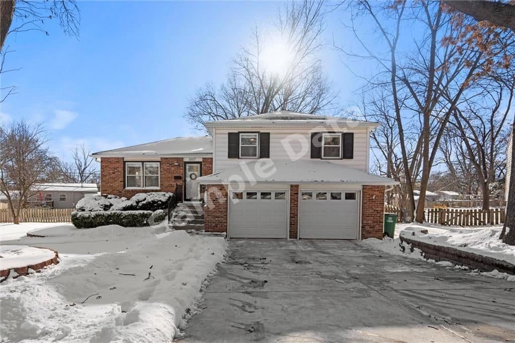 8817 98th Overland Park