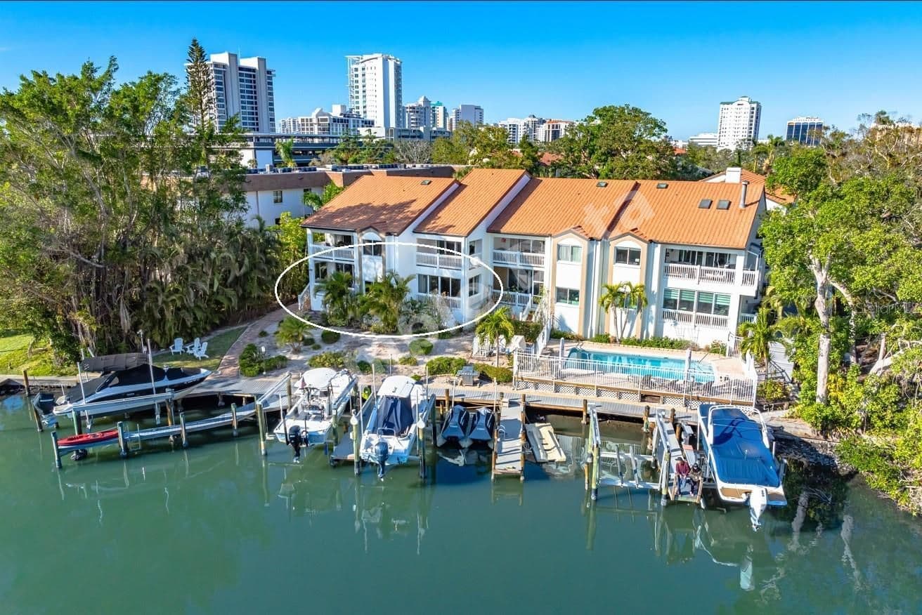 866 HUDSON AVENUE, SARASOTA, FL, 34236 photo 1
