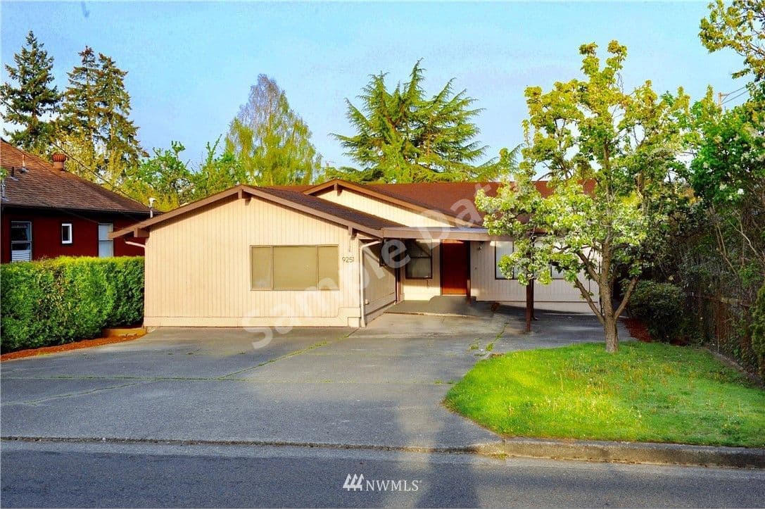9251 1st Seattle