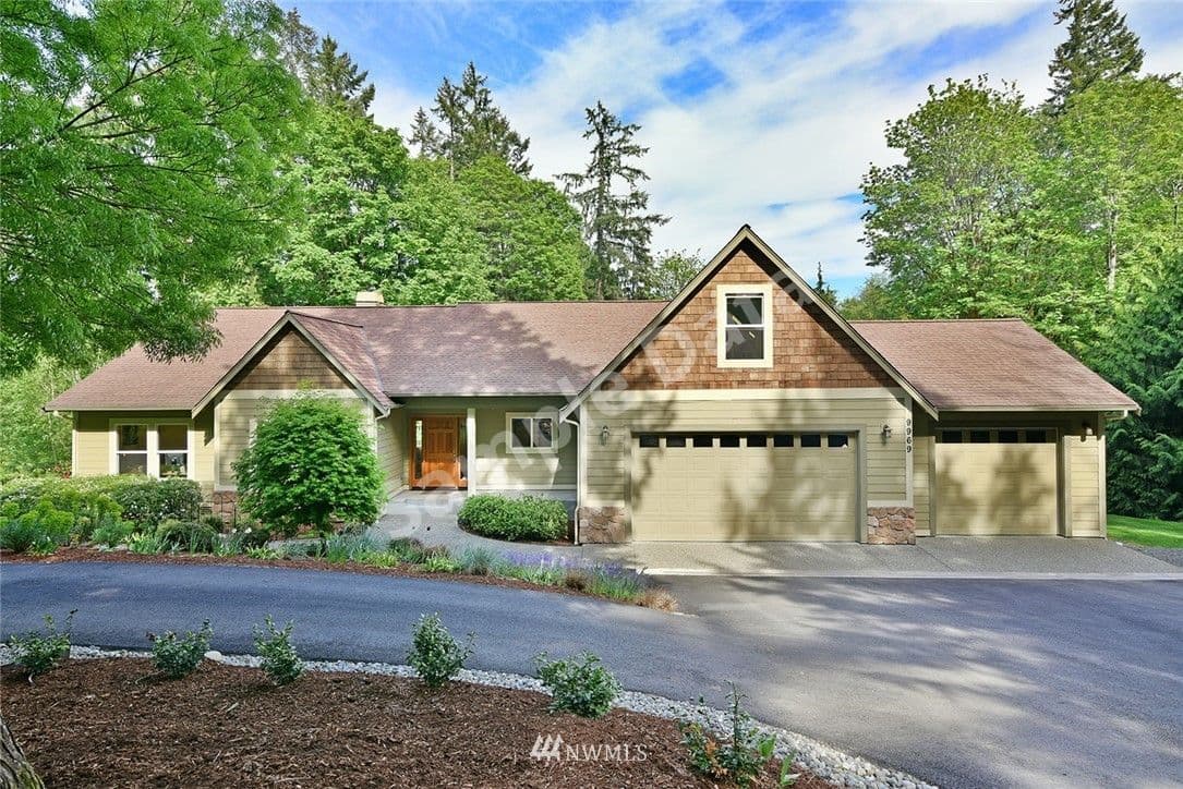 9969 Knight Bainbridge Island