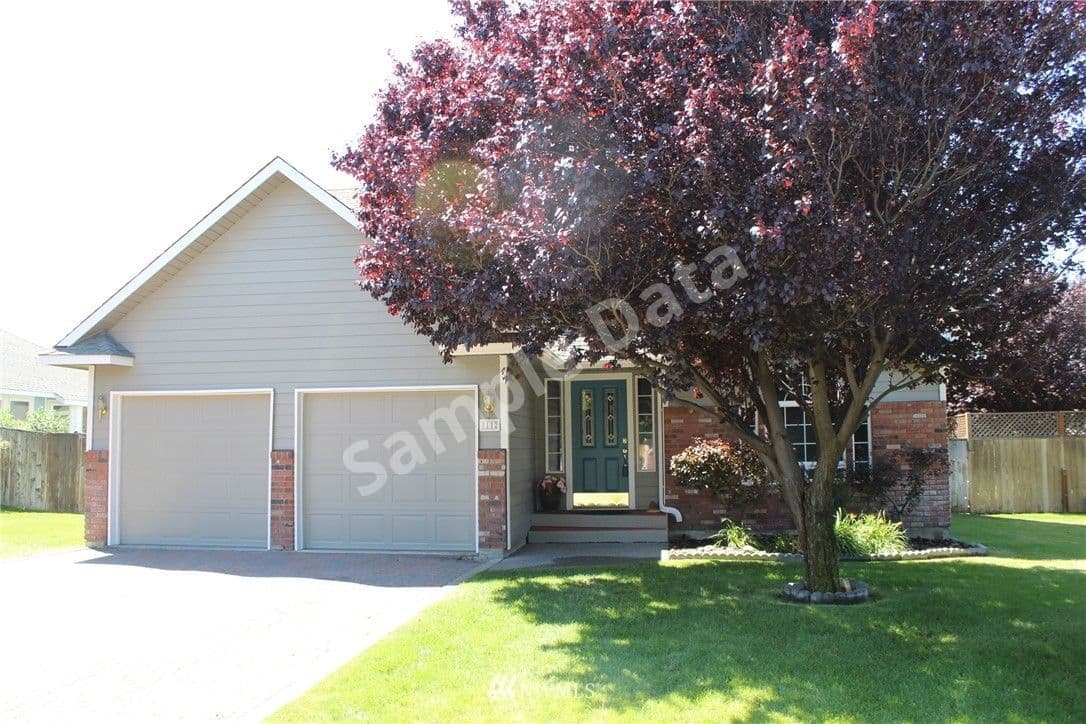 1112 Hobert Ellensburg