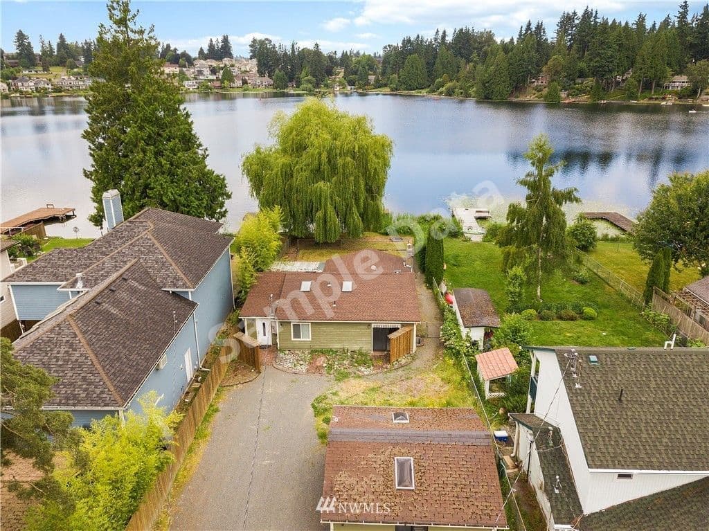 16024 Shore Lynnwood