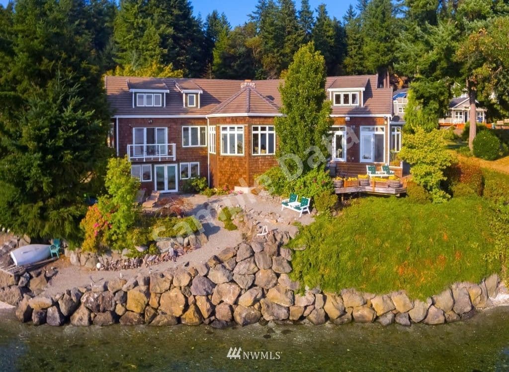 15925 Lemolo Shore Poulsbo