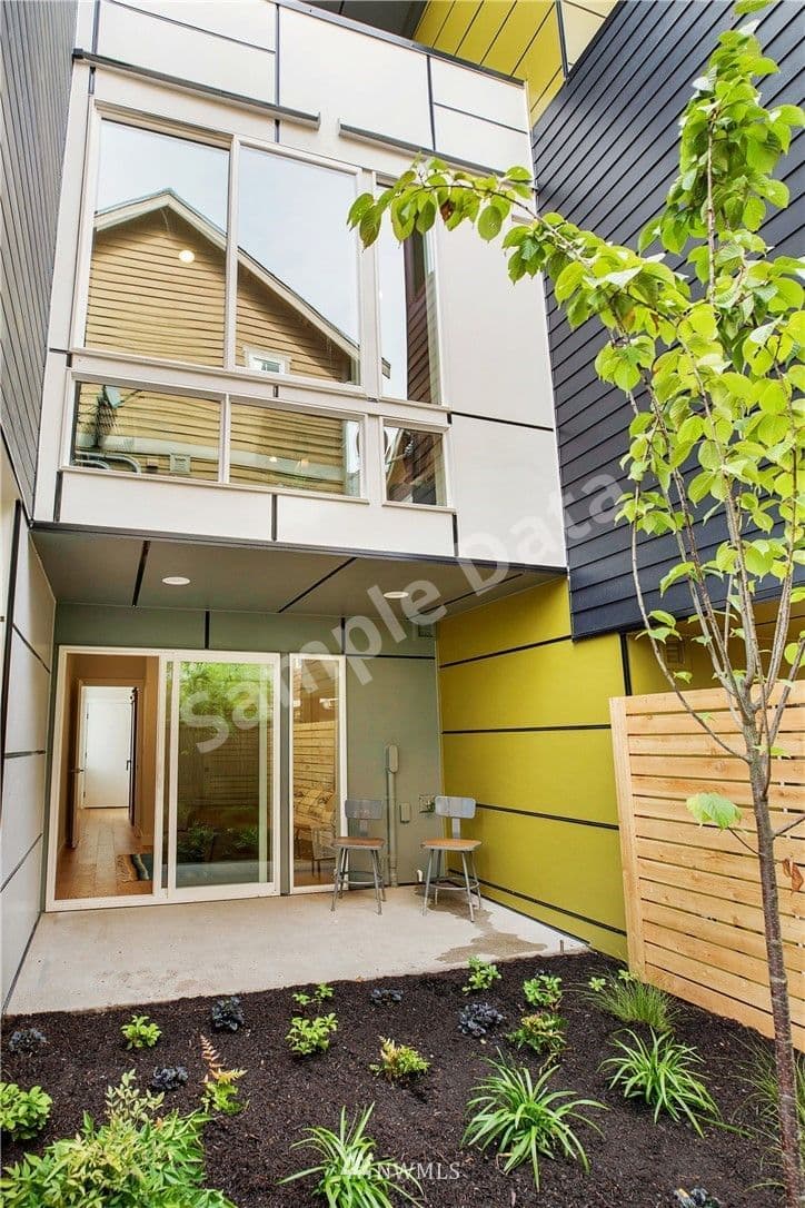 1121 56th Seattle