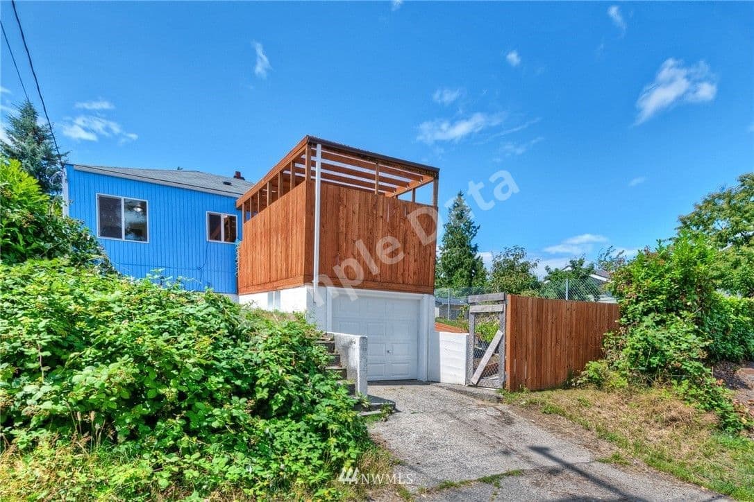 12241 1st Seattle