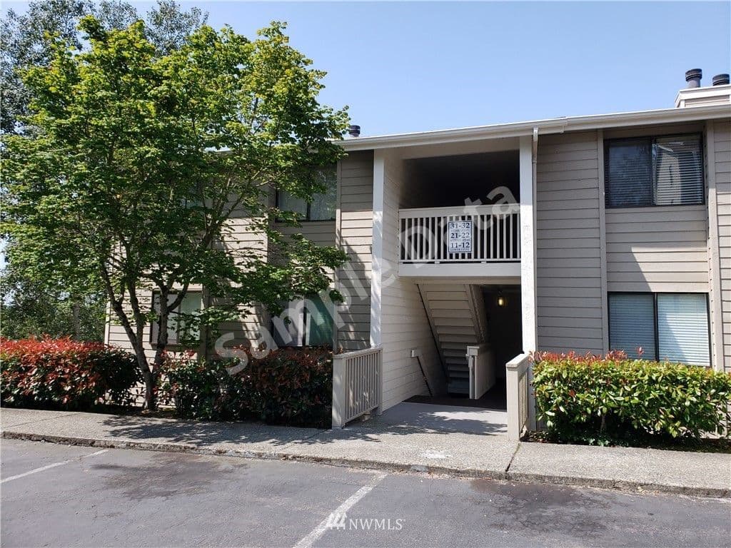 1301 Puget Renton