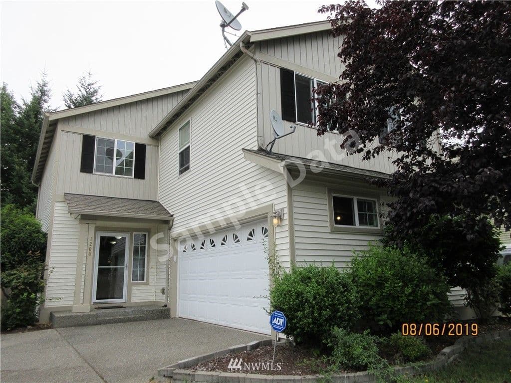 1208 Hudson Dupont