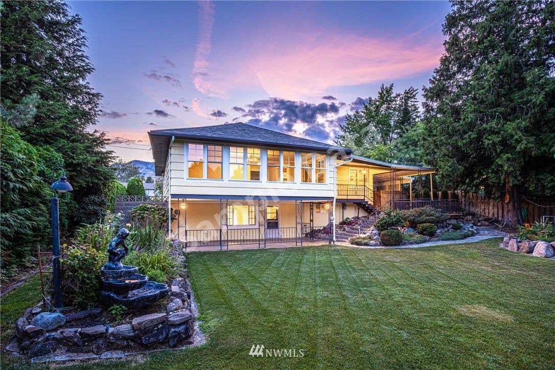 217 Western Wenatchee