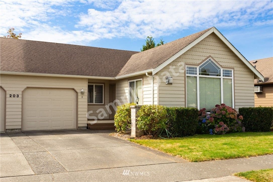203 Maberry Lynden