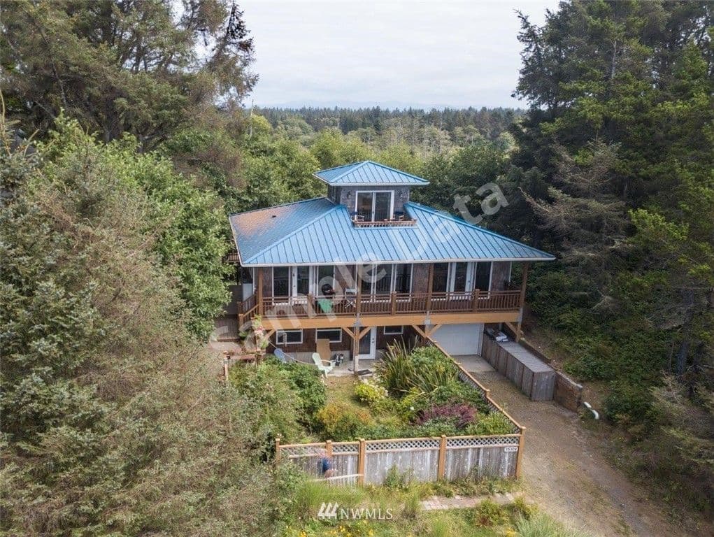 35304 J Ocean Park