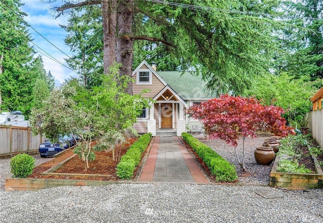 24305 90th Edmonds