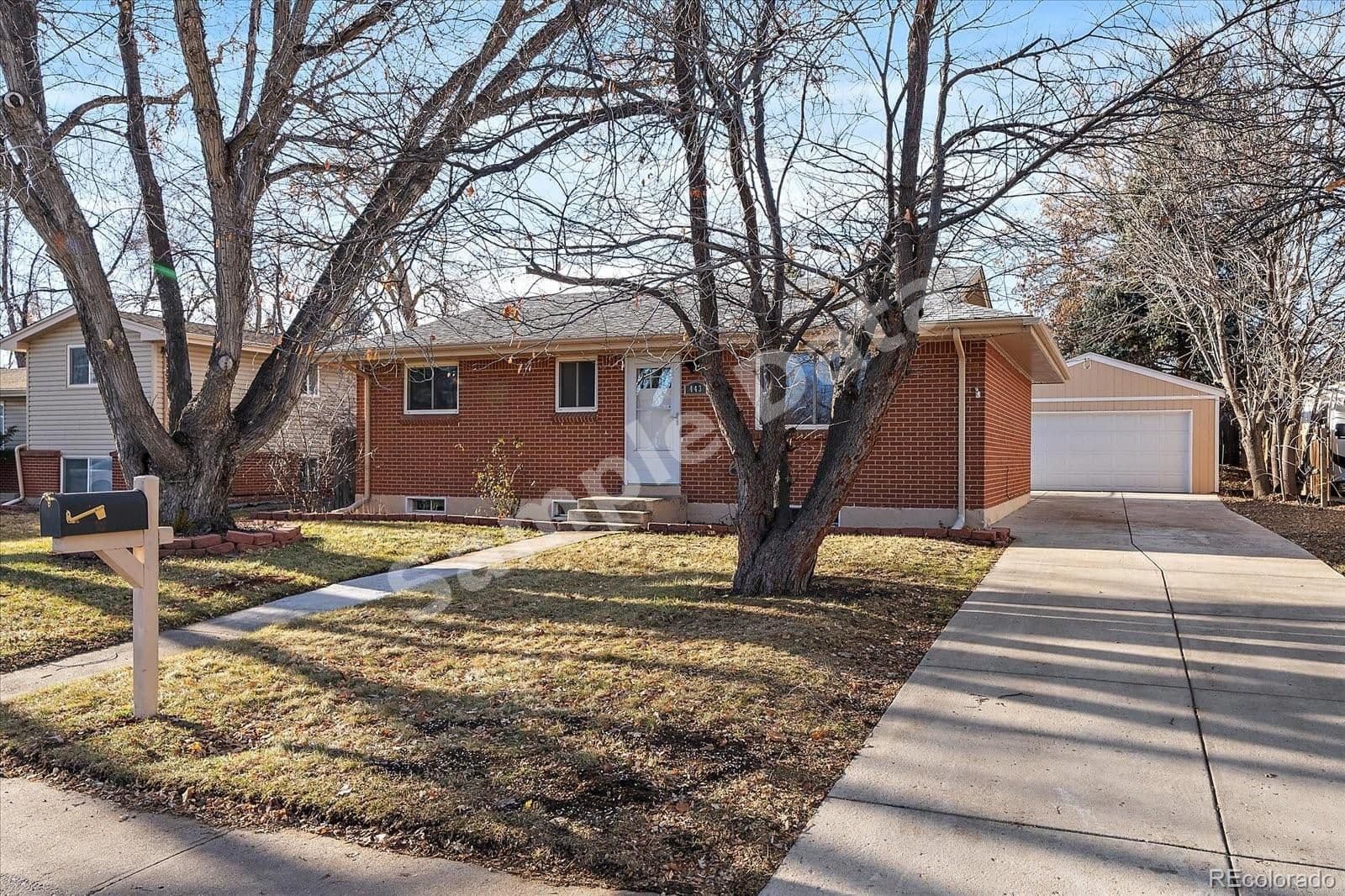 443 Robb Lakewood