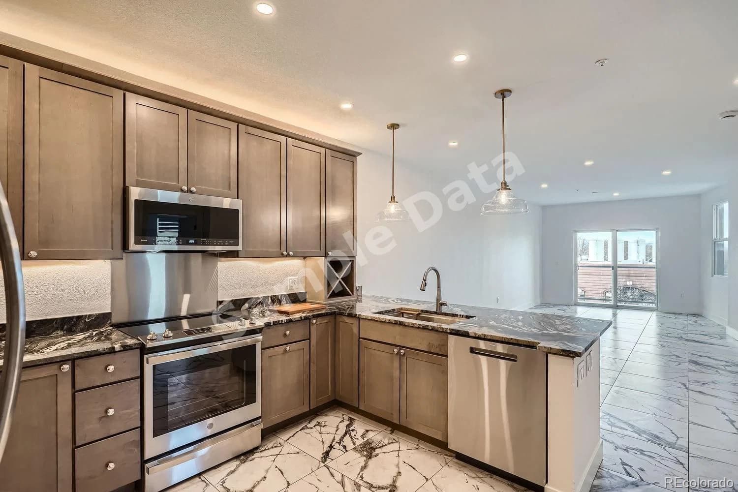 2550 Washington Street, Denver, CO, 80205