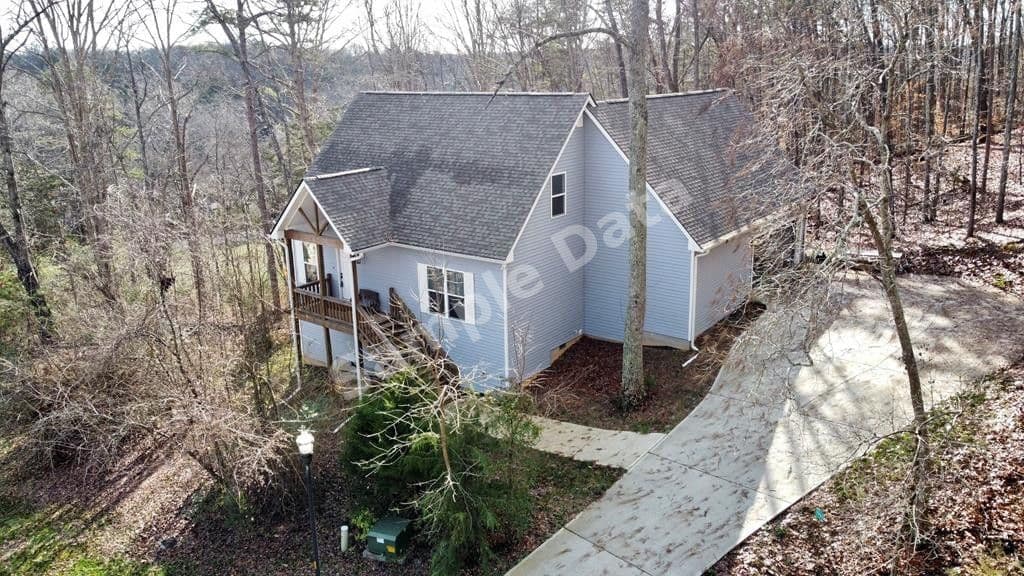 850 Deer Run Lane Cleveland